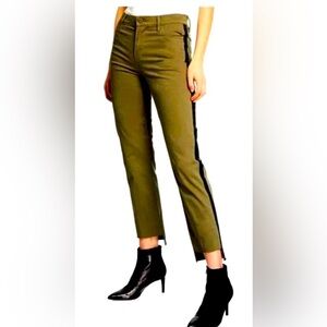 Worn once. Frame pants Olive Pants w/ black grosgrain down the side.